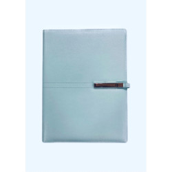 Тефтер А5 светлосин със закопчалка