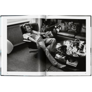 Helmut Newton & Alice Springs: Us and Them