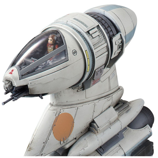 Сглобяем модел Revell Космически: Star Wars - B-Wing Fighter | REVELL