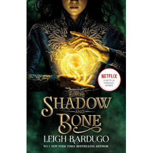 Shadow and Bone - book 1