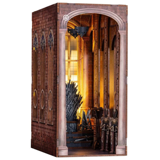 Сглобяем модел Revell - Железният трон/Домът на дракона | Игри и играчки