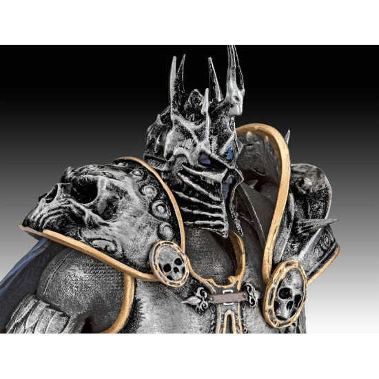 Сглобяем модел Revell: World of Warcraft - The Lich King (13 cm) |